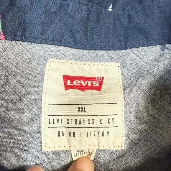 Levis Short‎ Sleeve Button up Shirt Mens 2XL Bird Printed Blue Preppy Casual - Picture 2 of 7